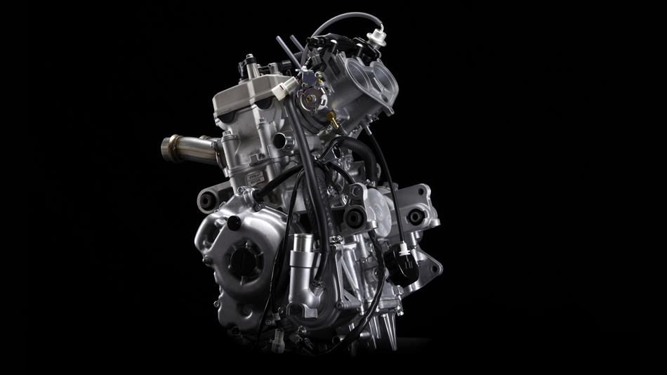 4-тактный двигатель Genesis®Sport Performance